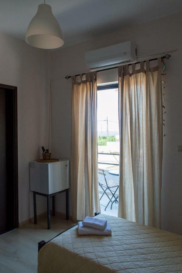Rooms Kochilas エラフォニシ エクステリア 写真